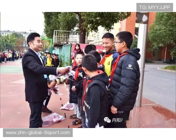 足球俱乐部社区服务项目获政府嘉奖,足球社区活动 足球俱乐部社区服务项目获政府嘉奖,足球社区活动